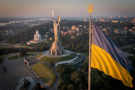 9 am pst to kiev|PT to Kyiv, Ukraine .